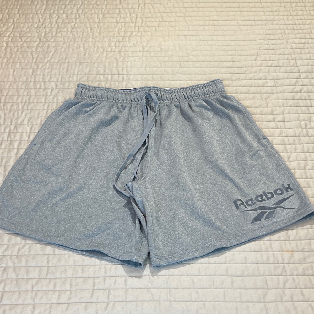 Reebok GRIFF COLOR MENS SIZE SMALL Sports Shorts